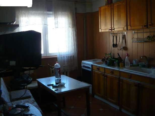 apartament de inchiriat 2 camere decomandat Berceni, Brancoveanu, metrou, 250euro - Pret | Preturi apartament de inchiriat 2 camere decomandat Berceni, Brancoveanu, metrou, 250euro