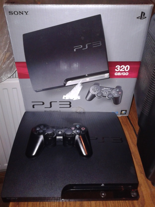 Vand ps3,playstation 3 slim 250 gb,nou,modat,15 jocuri,cutie - Pret | Preturi Vand ps3,playstation 3 slim 250 gb,nou,modat,15 jocuri,cutie