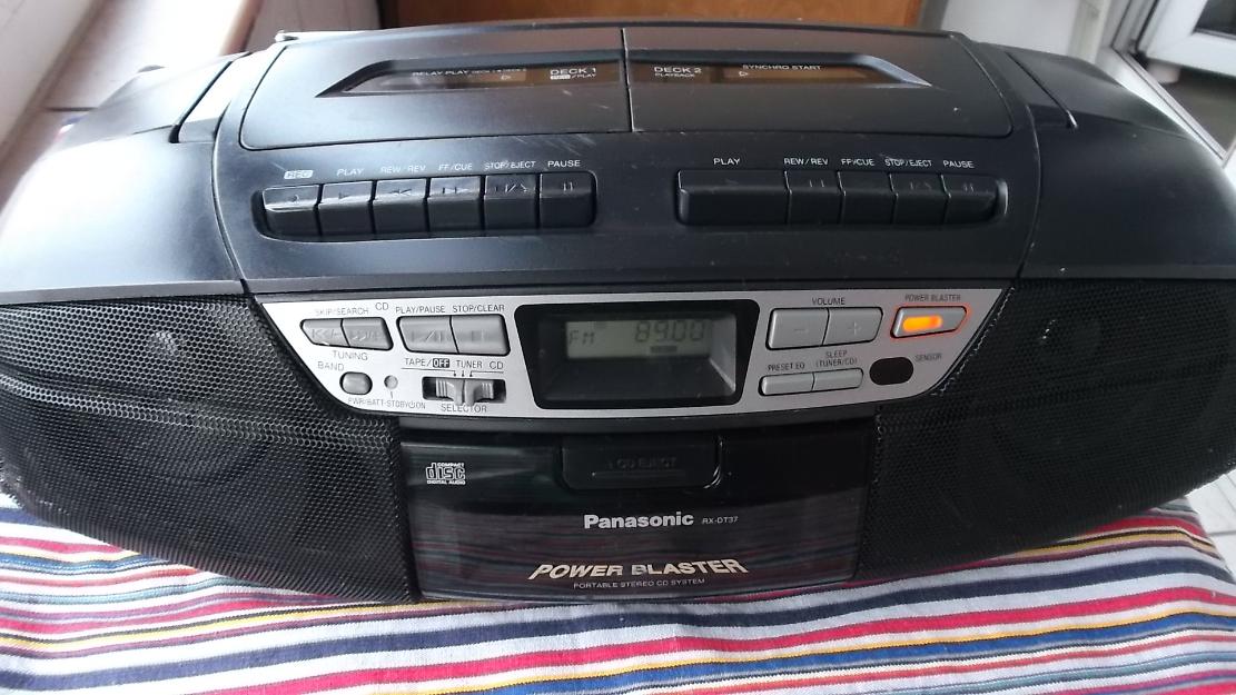 PANASONIC RX-DT37 radio dublu casetofon cu cd,portabil,boombox vintage(MALAYSIA) - Pret | Preturi PANASONIC RX-DT37 radio dublu casetofon cu cd,portabil,boombox vintage(MALAYSIA)