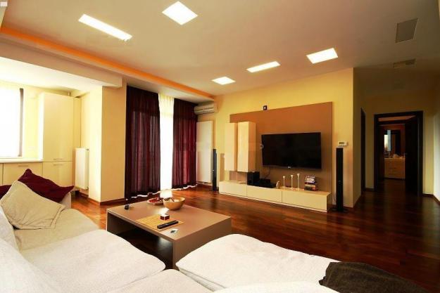 Apartament in bloc - 5 camere - Drumul Sarii - Pret | Preturi Apartament in bloc - 5 camere - Drumul Sarii