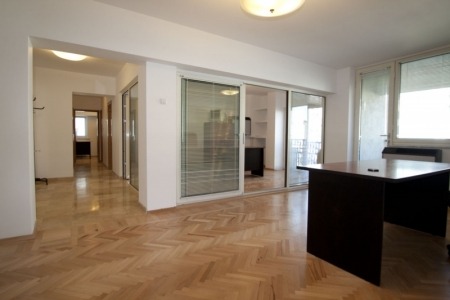 Oferta inchiriere apartament 3 camere,Calea Victoriei,decom - Pret | Preturi Oferta inchiriere apartament 3 camere,Calea Victoriei,decom
