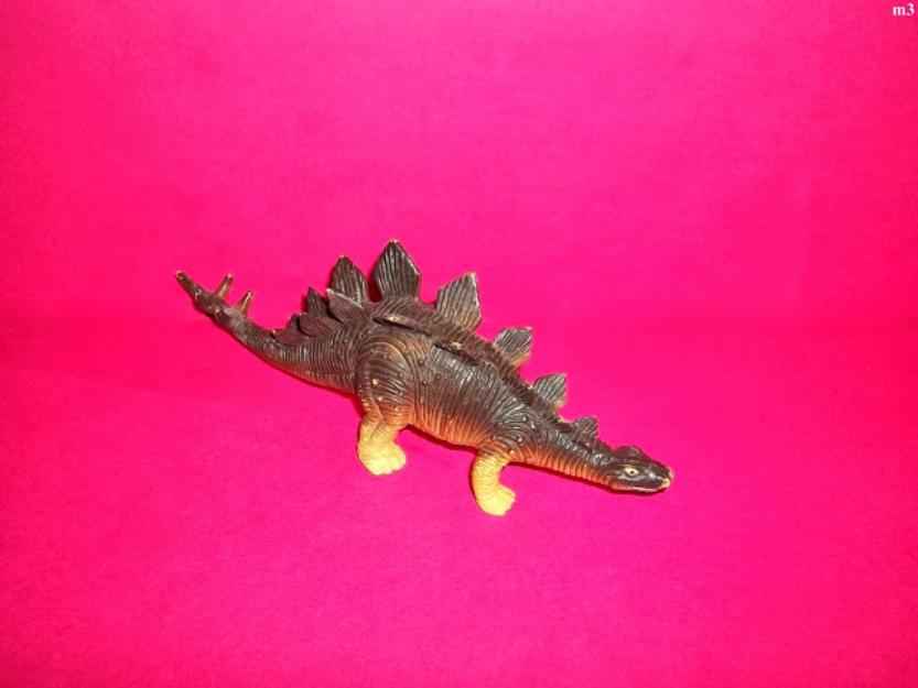 jucarii figurina dinozaur stegosauvus din cauciuc tare - Pret | Preturi jucarii figurina dinozaur stegosauvus din cauciuc tare