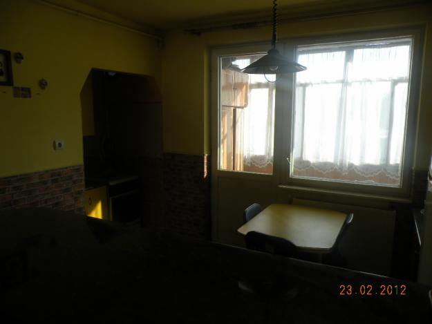 apartament 4 camere - zona tudor vladimirescu - Pret | Preturi apartament 4 camere - zona tudor vladimirescu