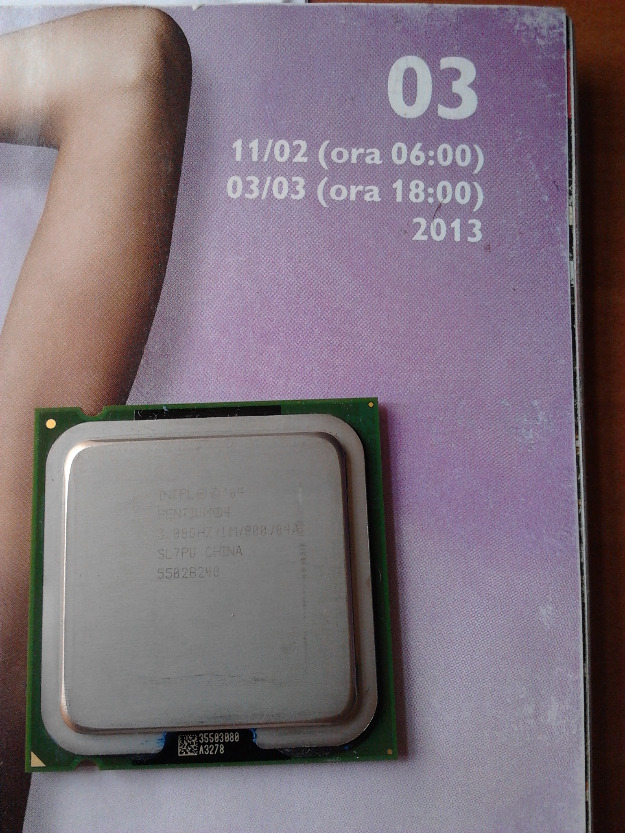 Cooler + CPU Intel® Pentium® 4 530/530J 1M Cache, 3.00 GHz, 800 MHz - Pret | Preturi Cooler + CPU Intel® Pentium® 4 530/530J 1M Cache, 3.00 GHz, 800 MHz