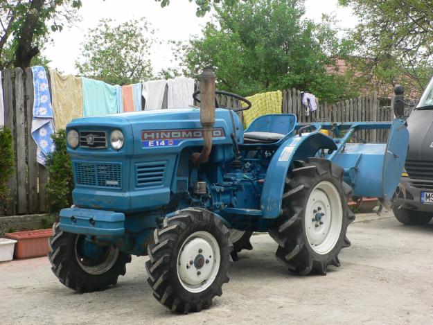 vand tractoras japonez hinomoto 4x4 - Pret | Preturi vand tractoras japonez hinomoto 4x4