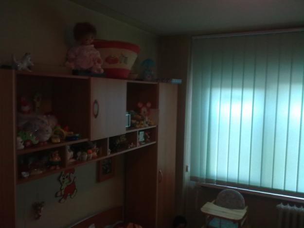 vand apartament 3 camere - Pret | Preturi vand apartament 3 camere