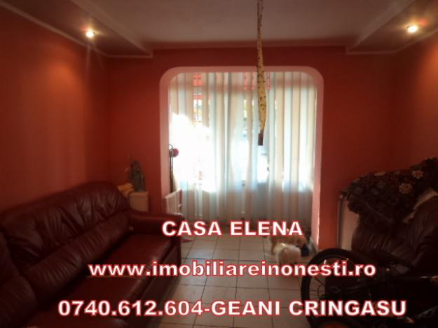 Vand apartament 3 camere in Onesti, zona de sus - Pret | Preturi Vand apartament 3 camere in Onesti, zona de sus
