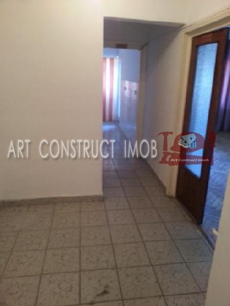 Inchiriere apartament/ spatiu birouri Splaiul Unirii/ Camera de Comert 3 camere-400 euro - Pret | Preturi Inchiriere apartament/ spatiu birouri Splaiul Unirii/ Camera de Comert 3 camere-400 euro