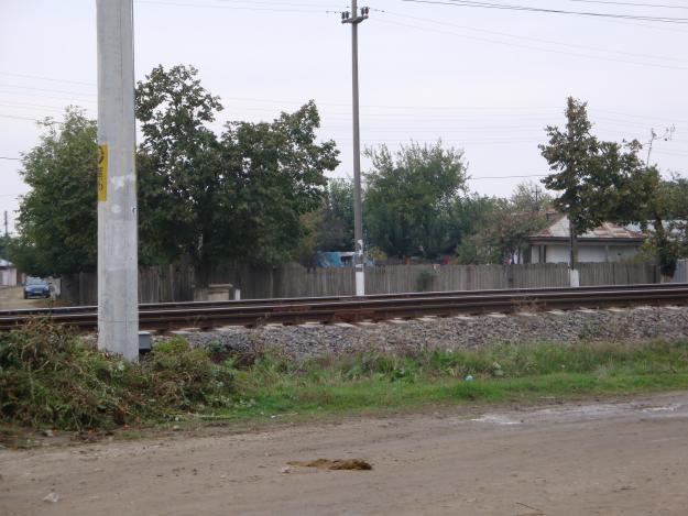 Teren + Casa LAnga Galati(Piscu) - Pret | Preturi Teren + Casa LAnga Galati(Piscu)