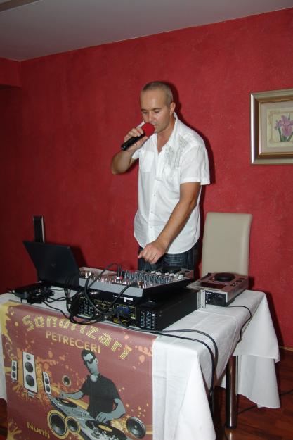 DJ BACAU NUNTA - Pret | Preturi DJ BACAU NUNTA
