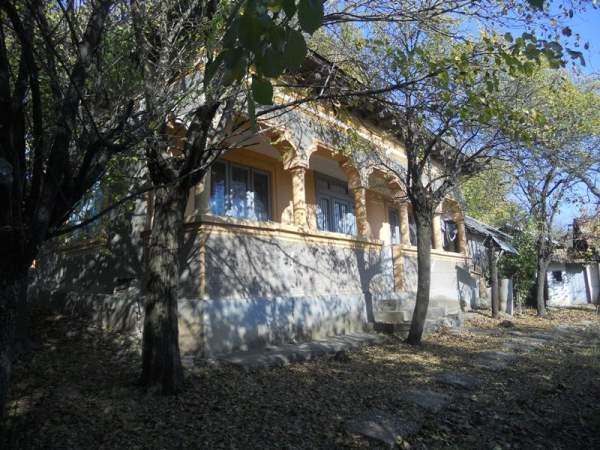 Casa de vanzare, Izvoru, jud Giurgiu, 3 camere in zona de pescuit - Pret | Preturi Casa de vanzare, Izvoru, jud Giurgiu, 3 camere in zona de pescuit