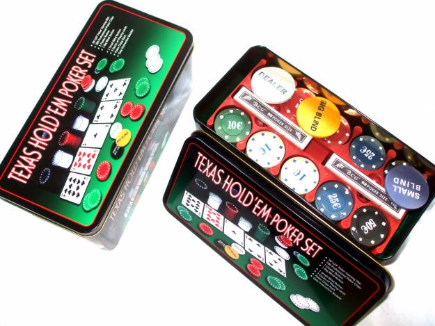 POKER SET - 2 SETURI - 400 jetoane NUMEROTATE! PROMOTIE!!! - Pret | Preturi POKER SET - 2 SETURI - 400 jetoane NUMEROTATE! PROMOTIE!!!