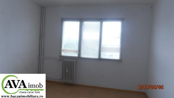 Apartament 3 camere Cornisa - Pret | Preturi Apartament 3 camere Cornisa