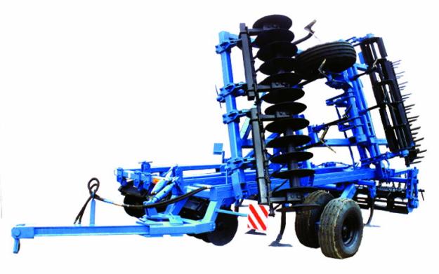 Combinator de 5 metri tractat rabatabil hidraulic CNS-5 - Pret | Preturi Combinator de 5 metri tractat rabatabil hidraulic CNS-5