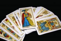 ghicesc in tarot si cafea - Pret | Preturi ghicesc in tarot si cafea