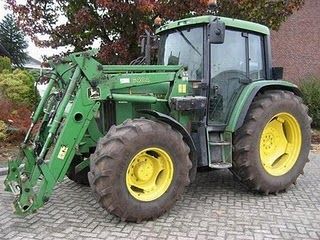 TRACOR JOHN DEERE 6200 CU INCARCATOR FRONTAL SECOND HAND IEFTIN 90-100CP 1996 20.900 Euro - Pret | Preturi TRACOR JOHN DEERE 6200 CU INCARCATOR FRONTAL SECOND HAND IEFTIN 90-100CP 1996 20.900 Euro