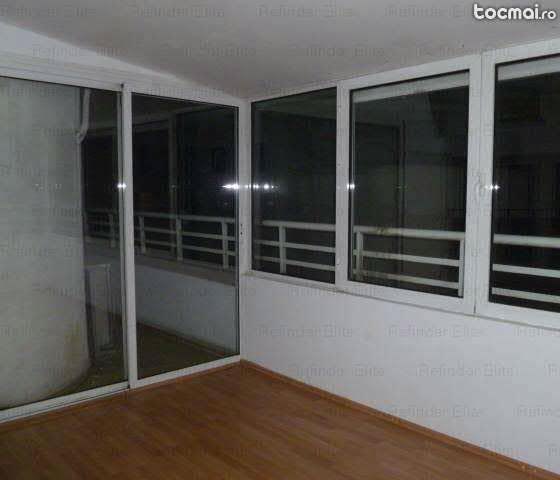 Inchiriere apartament 3 camere Primaverii stradal - Pret | Preturi Inchiriere apartament 3 camere Primaverii stradal