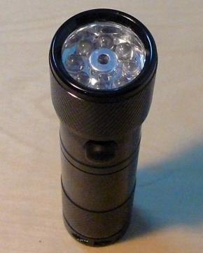 Lanterna Aluminiu Black 8 LED-uri + LASER - Pret | Preturi Lanterna Aluminiu Black 8 LED-uri + LASER