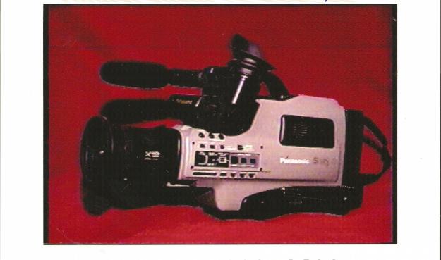 CAMERA VIDEO PANASONIC AG455 (M9000) - VHS, ST. PERFECTA + ACCESORII - Pret | Preturi CAMERA VIDEO PANASONIC AG455 (M9000) - VHS, ST. PERFECTA + ACCESORII