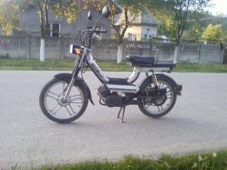 VAND MOPED FIRST BIKE 200 EURO - Pret | Preturi VAND MOPED FIRST BIKE 200 EURO