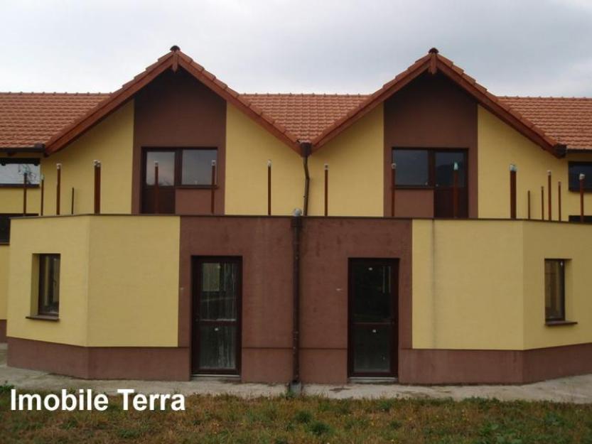 Casa noua tip Duplex de vanzare in Cisnadie - Sibiu, 4 camere 240 mp utili - Pret | Preturi Casa noua tip Duplex de vanzare in Cisnadie - Sibiu, 4 camere 240 mp utili