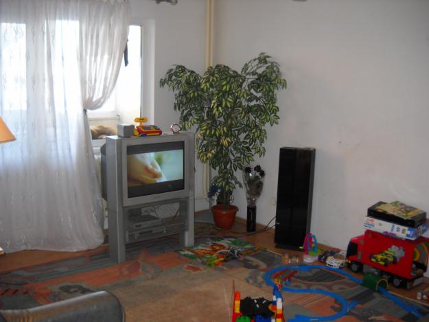 Apartament 2 cam Decomandat, zona Podu Ros - Pret | Preturi Apartament 2 cam Decomandat, zona Podu Ros