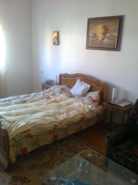 Vand casa zona Trei Stejari, 2 famili/curte demisol si parter, sc 178 mp, 4 camere - Pret | Preturi Vand casa zona Trei Stejari, 2 famili/curte demisol si parter, sc 178 mp, 4 camere