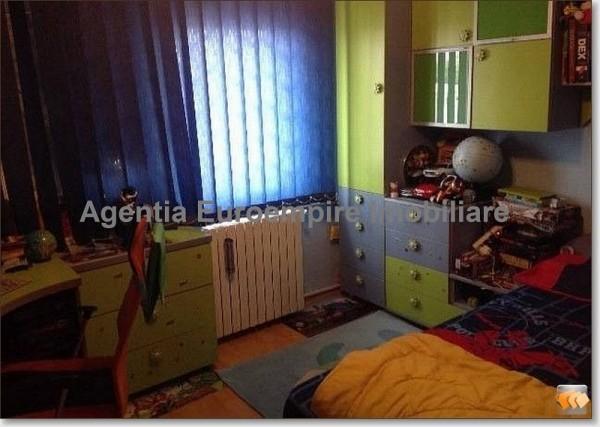 VA 10172/ E4 - Vand apartament 3 camere, Inel 1, Constanta - Pret | Preturi VA 10172/ E4 - Vand apartament 3 camere, Inel 1, Constanta