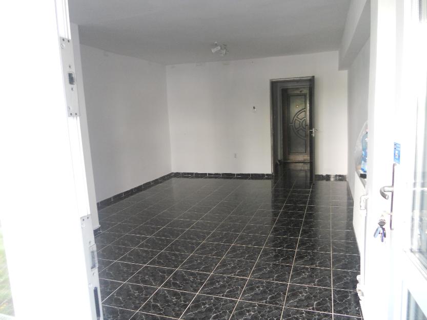 Vand spatiu comercial 36 mp renovat, ultracentral - Pret | Preturi Vand spatiu comercial 36 mp renovat, ultracentral