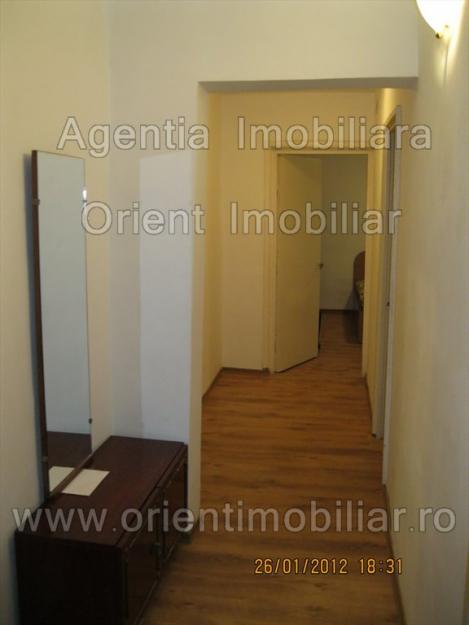 Poarta 6, apartament 3 camere decomandate, inchiriere, 800 ron - Pret | Preturi Poarta 6, apartament 3 camere decomandate, inchiriere, 800 ron