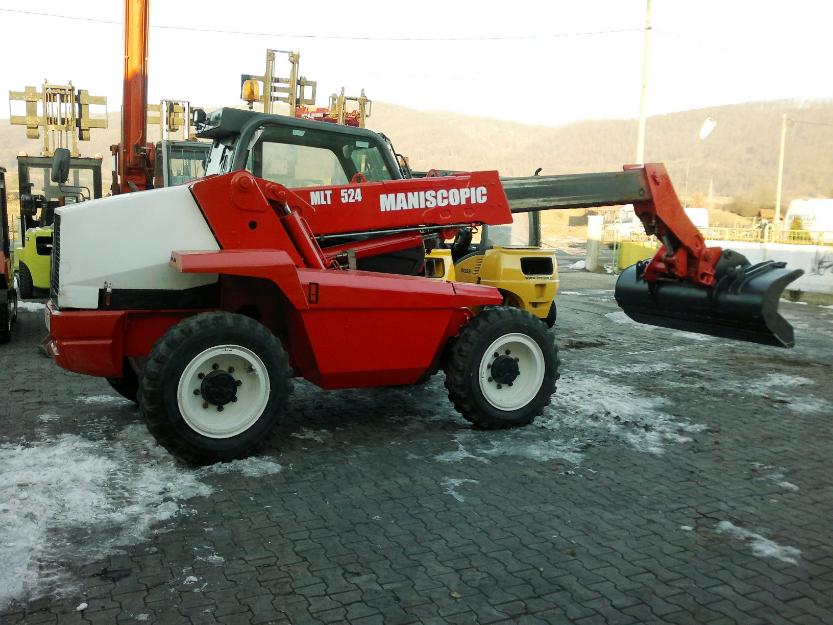 Motostivuitor Telescopic Manitou 2.4 T Diesel - Pret | Preturi Motostivuitor Telescopic Manitou 2.4 T Diesel