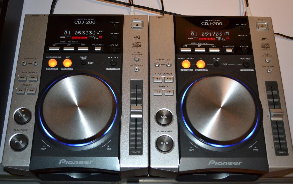 pioneer cdj 200 + case - Pret | Preturi pioneer cdj 200 + case