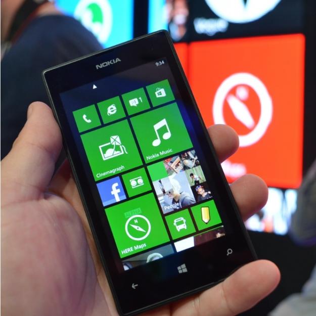 Smartphone Nokia Lumia 520 - Pret | Preturi Smartphone Nokia Lumia 520