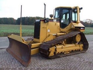 BULDOZER CATERPILLAR D5M LGP buldozer cat second de vanzare vanzari buldozere, buldozer, buldo, buldoser echipamente, ut - Pret | Preturi BULDOZER CATERPILLAR D5M LGP buldozer cat second de vanzare vanzari buldozere, buldozer, buldo, buldoser echipamente, ut