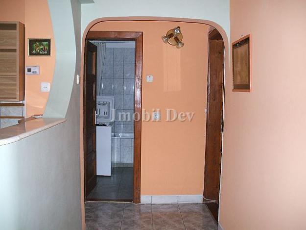 De inchiriat apartament cu 2 camere utilat si mobilat - Pret | Preturi De inchiriat apartament cu 2 camere utilat si mobilat