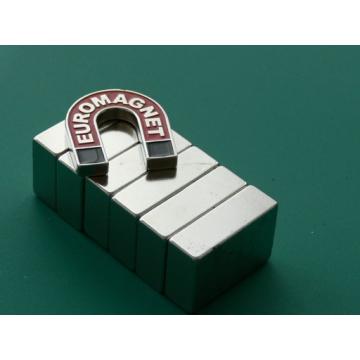 Magnet neodim (NdFeB) paralelipiped 50x25x25, N35 - Pret | Preturi Magnet neodim (NdFeB) paralelipiped 50x25x25, N35