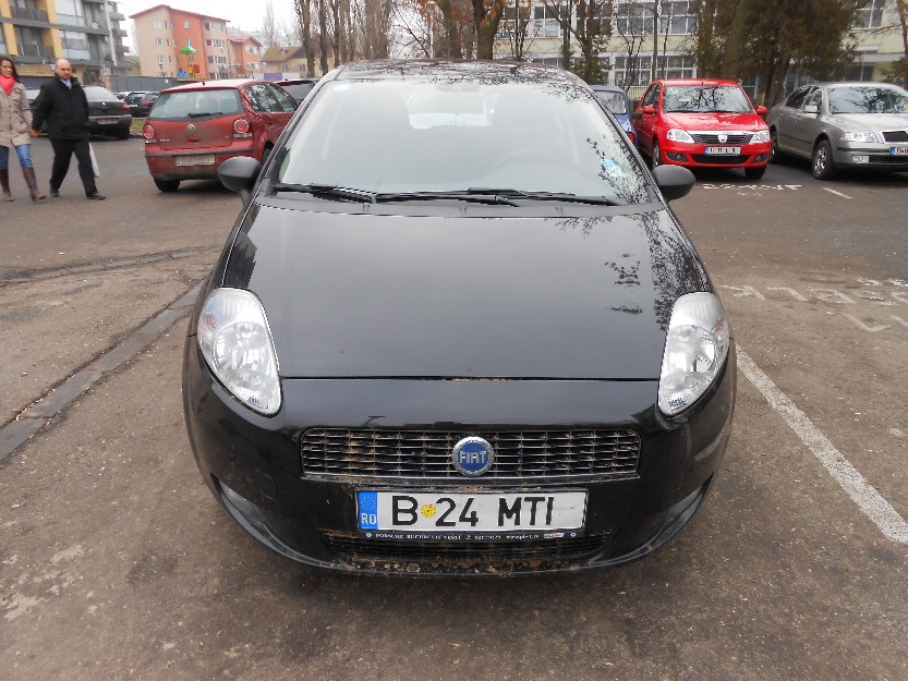 Fiat grande punto negru impecabil fab nov 2007 urgent!!! - Pret | Preturi Fiat grande punto negru impecabil fab nov 2007 urgent!!!