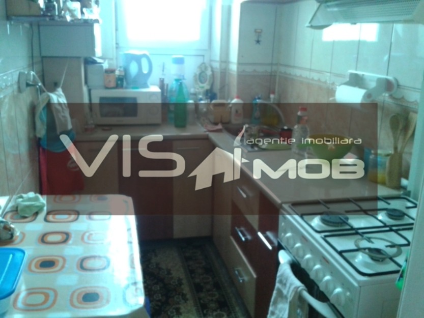 Vand apartament cu 3 camere in Onesti - Pret | Preturi Vand apartament cu 3 camere in Onesti