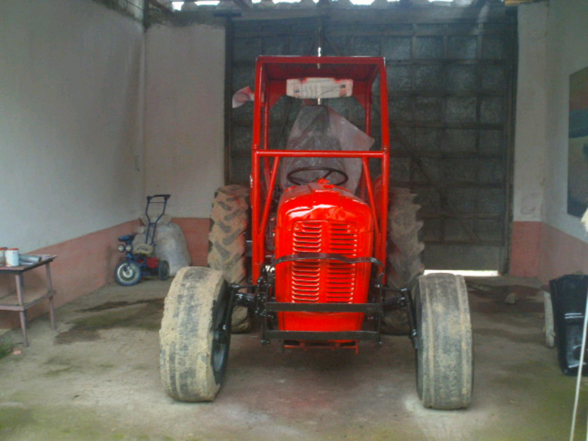 Vind tractor Massey Ferguson 35x - Pret | Preturi Vind tractor Massey Ferguson 35x