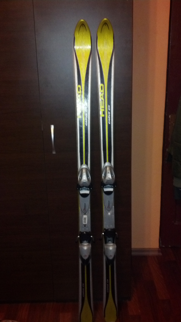 Ski ( schiuri ) HEAD 165 cm in stare perfecta - Pret | Preturi Ski ( schiuri ) HEAD 165 cm in stare perfecta