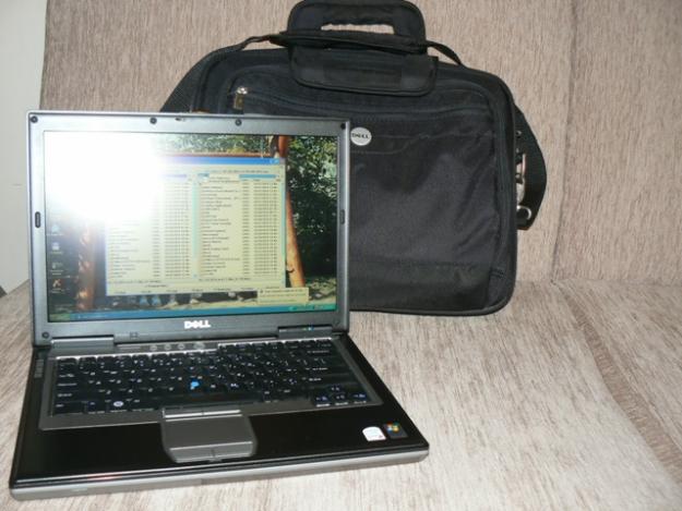 Vand laptop DELL latitude D620 - Pret | Preturi Vand laptop DELL latitude D620