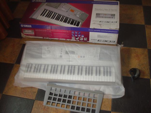 Vand Orga Yamaha PSR E303 - Pret | Preturi Vand Orga Yamaha PSR E303