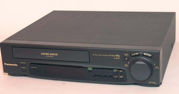 Vand videorecorder Panasonic, fara telecomanda. Pret 89 lei - Pret | Preturi Vand videorecorder Panasonic, fara telecomanda. Pret 89 lei