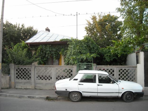 INCHIRIEZ CASA CURTE RAHOVA - Bucuresti - Pret | Preturi INCHIRIEZ CASA CURTE RAHOVA - Bucuresti