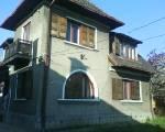 Particular, vand in Codlea casa (sau schimb cu garsoniera sau apartament in Brasov) - Pret | Preturi Particular, vand in Codlea casa (sau schimb cu garsoniera sau apartament in Brasov)