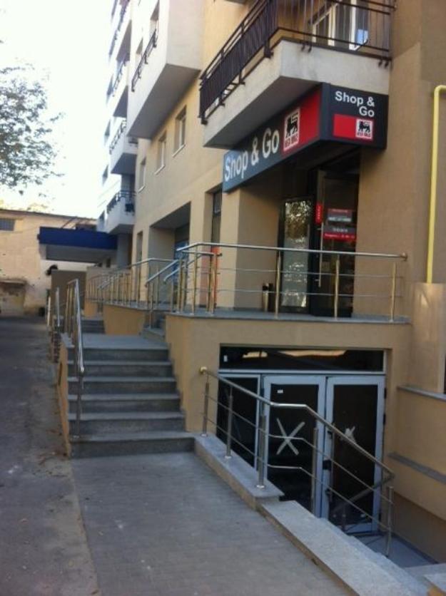 Proprietar vand Spatiu comercial - Pret | Preturi Proprietar vand Spatiu comercial