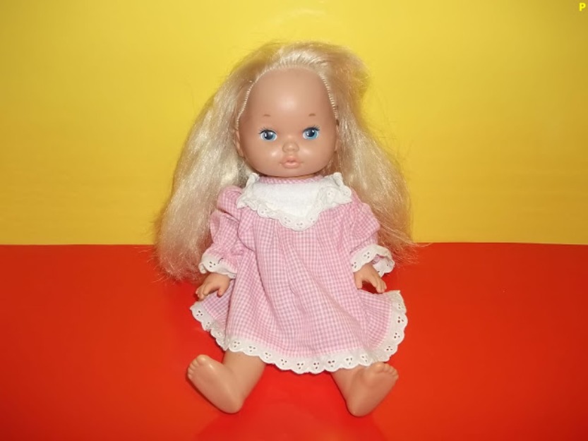 jucarii papusa de la mattel 1988 si 1977 din cauciuc tare - Pret | Preturi jucarii papusa de la mattel 1988 si 1977 din cauciuc tare