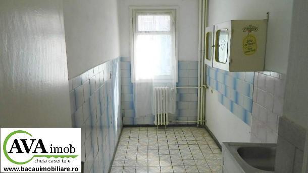 De vanzare in Bacau apartament cu 2 camere in zona Narcisa, zona Bisericii Sf Dumitru - Pret | Preturi De vanzare in Bacau apartament cu 2 camere in zona Narcisa, zona Bisericii Sf Dumitru