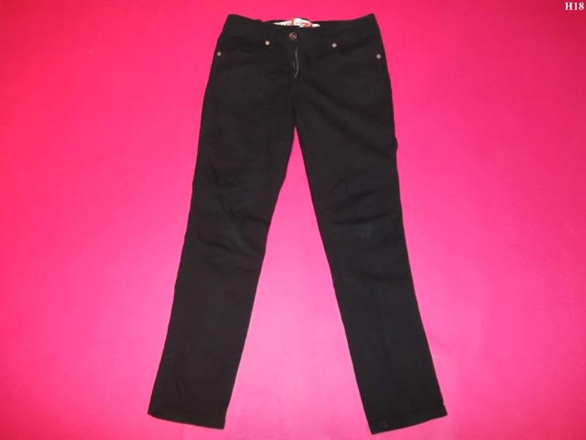 haine copii pantaloni de blugi pentru fete de 9-10 ani marimea XS de la millionx brand - Pret | Preturi haine copii pantaloni de blugi pentru fete de 9-10 ani marimea XS de la millionx brand