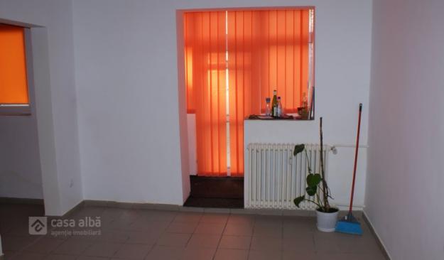 Apartament de vanzare cu 3 camere in Podu Ros - Pret | Preturi Apartament de vanzare cu 3 camere in Podu Ros
